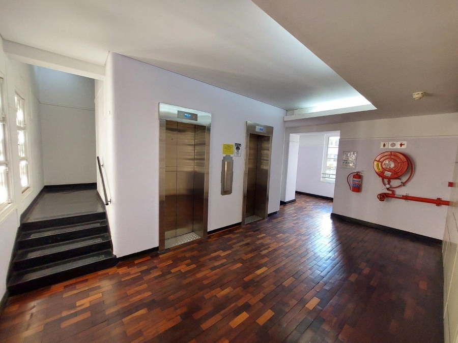 To Let 2 Bedroom Property for Rent in Cape Town City Centre Western Cape